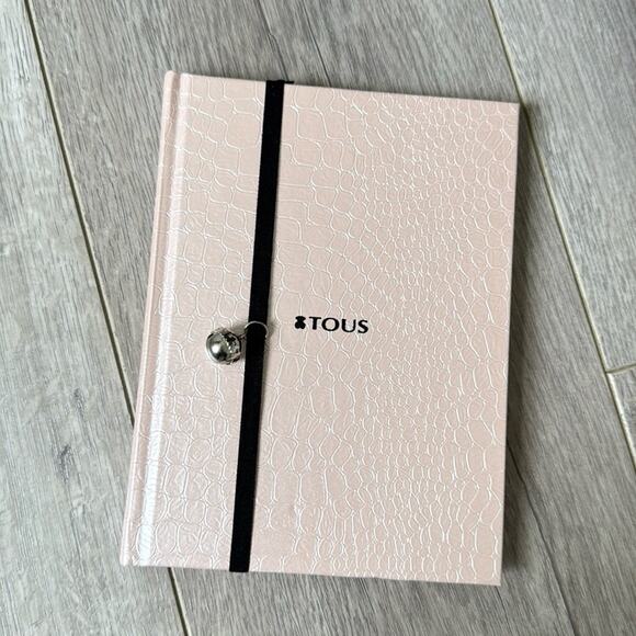NEW TOUS Notebook Pink Limited Edition - Picture 1 of 4